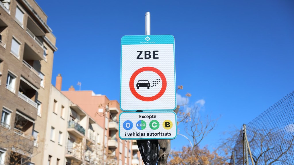 Catalogne : 16 zones à faibles émissions paralysées, fin immédiate des amendes et interdictions