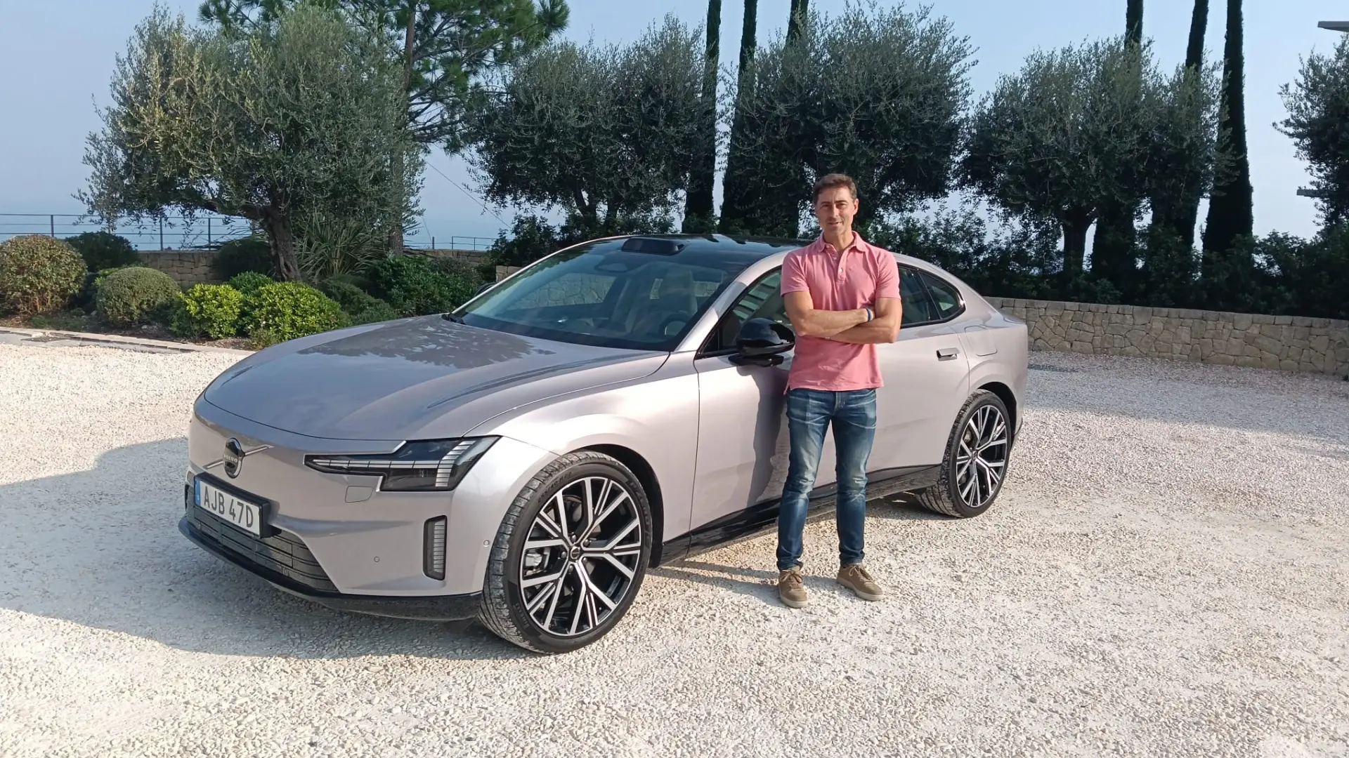 Volvo ES90 : la berline électrique chinoise qui révolutionne la recharge rapide en Europe