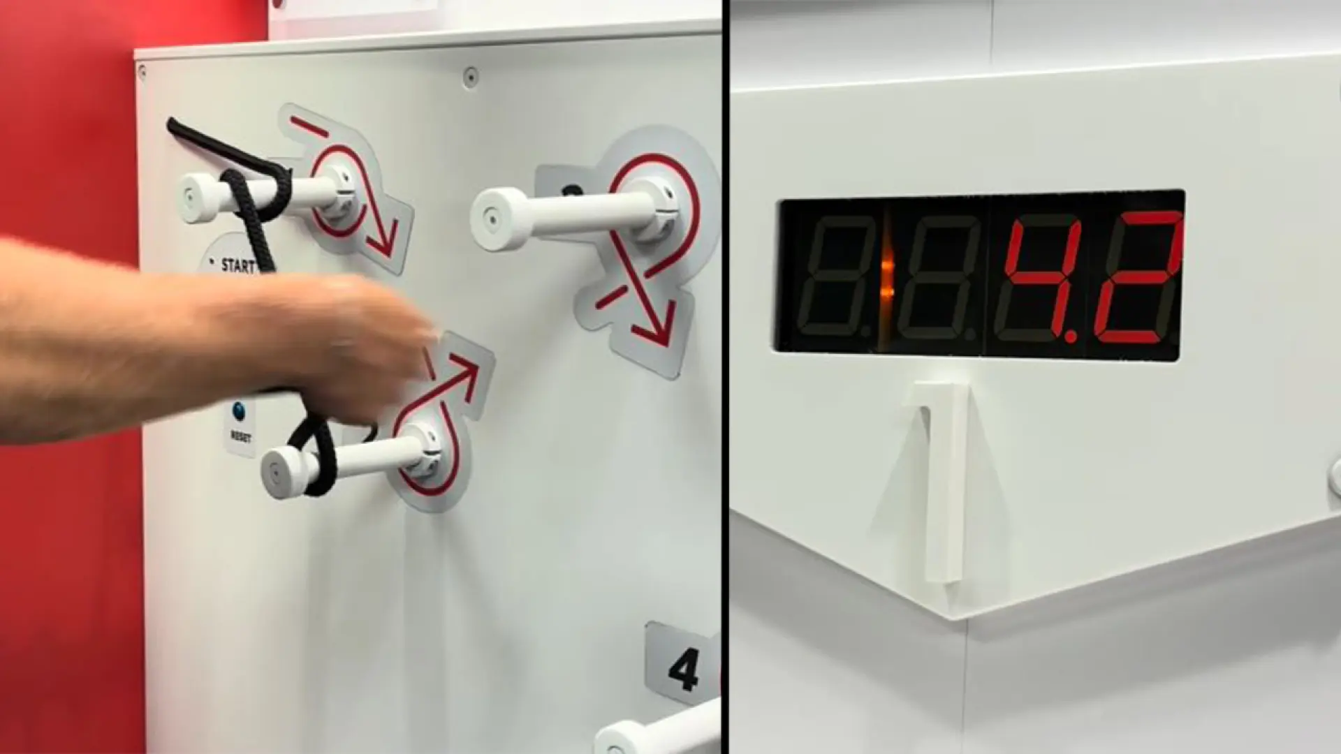 Candidat effectuant le test Rope Twist de Toyota en enroulant une corde autour de chevilles murales en moins de 6 secondes