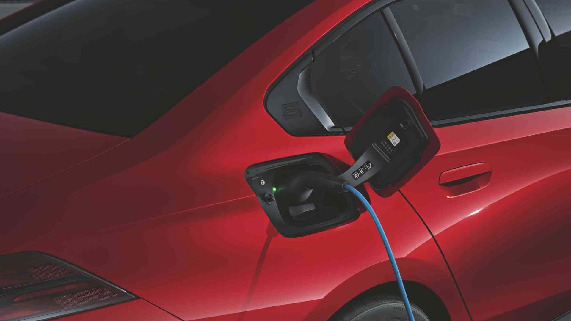 Les acheteurs de voitures électriques réclament 500 km d'autonomie mais n'en utilisent que 120