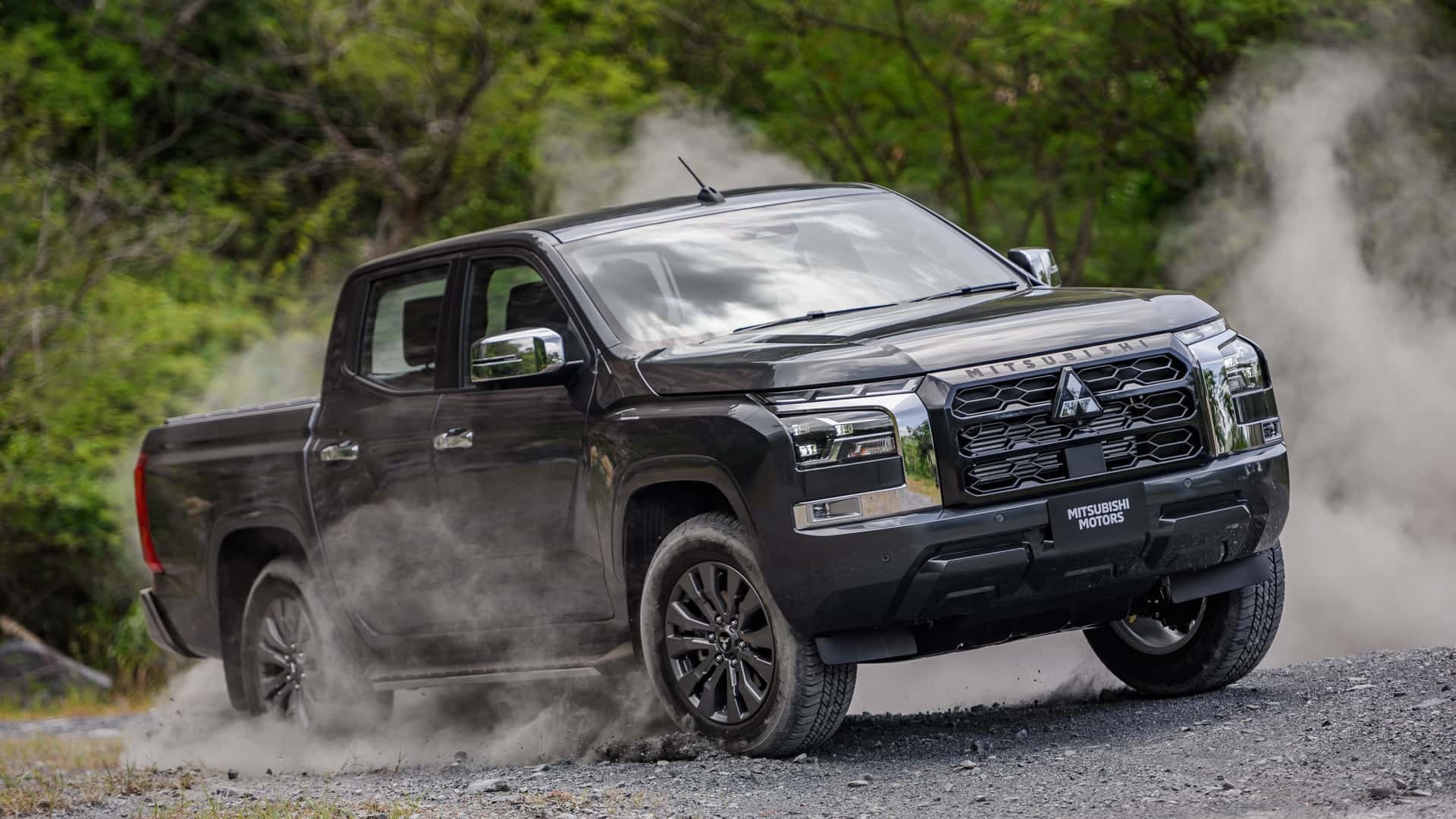 Honda va lancer un pick-up robuste… fabriqué par Mitsubishi