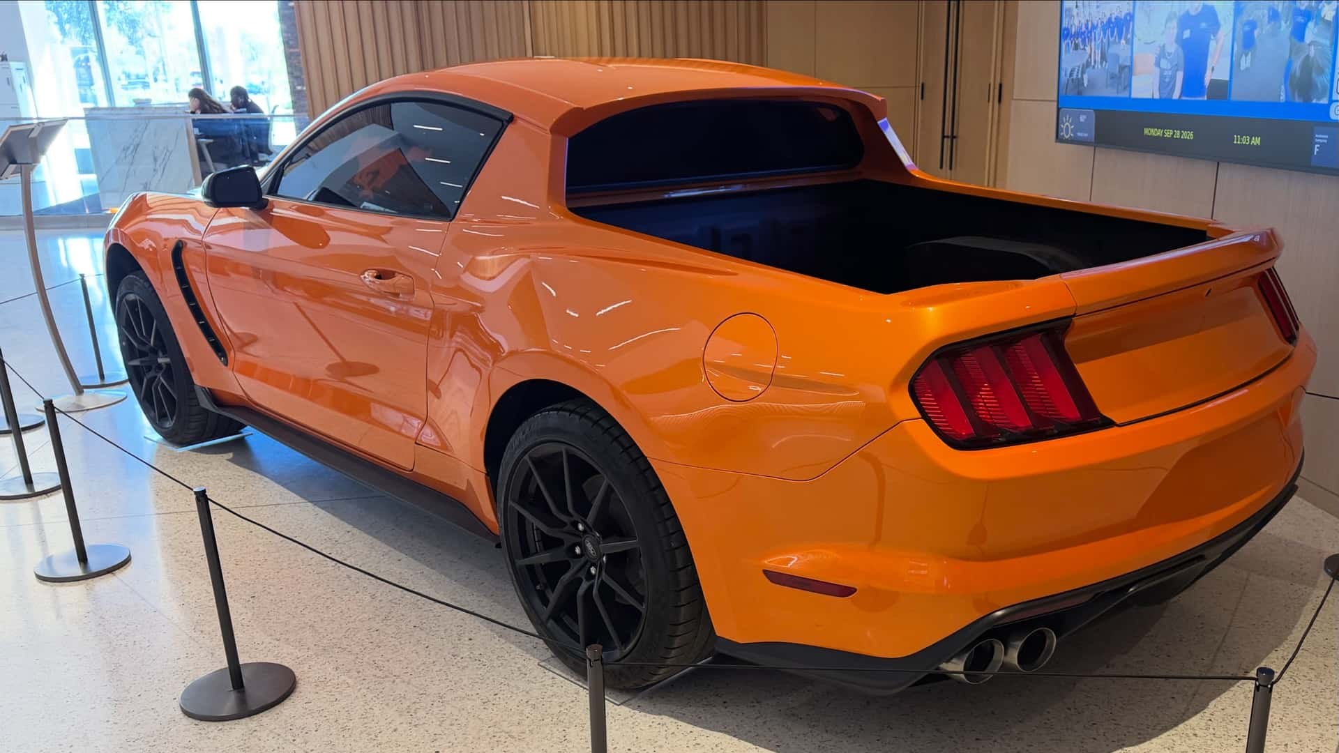 Ford dévoile un pick-up Mustang secret conçu par ses apprentis
