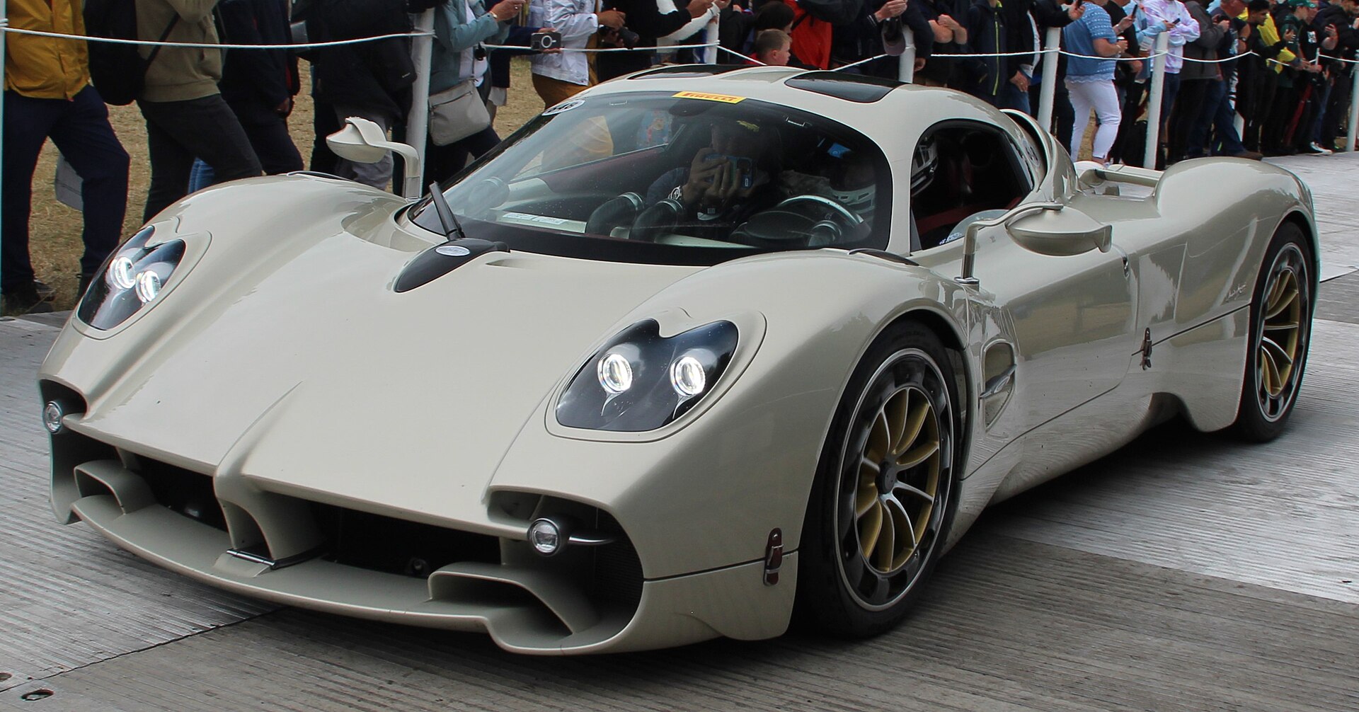 Guide d'achat Pagani Utopia Roadster