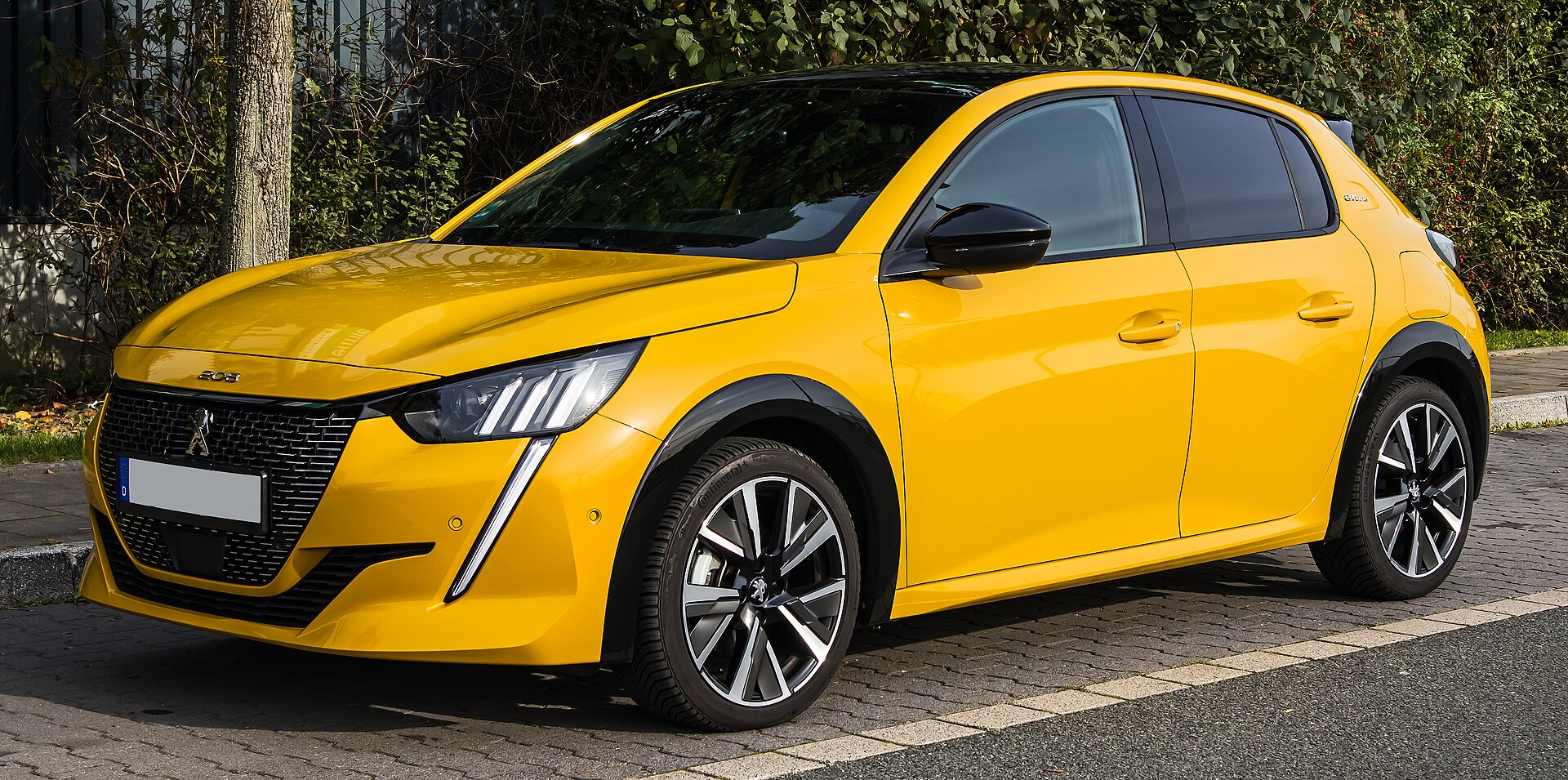 Peugeot e-208